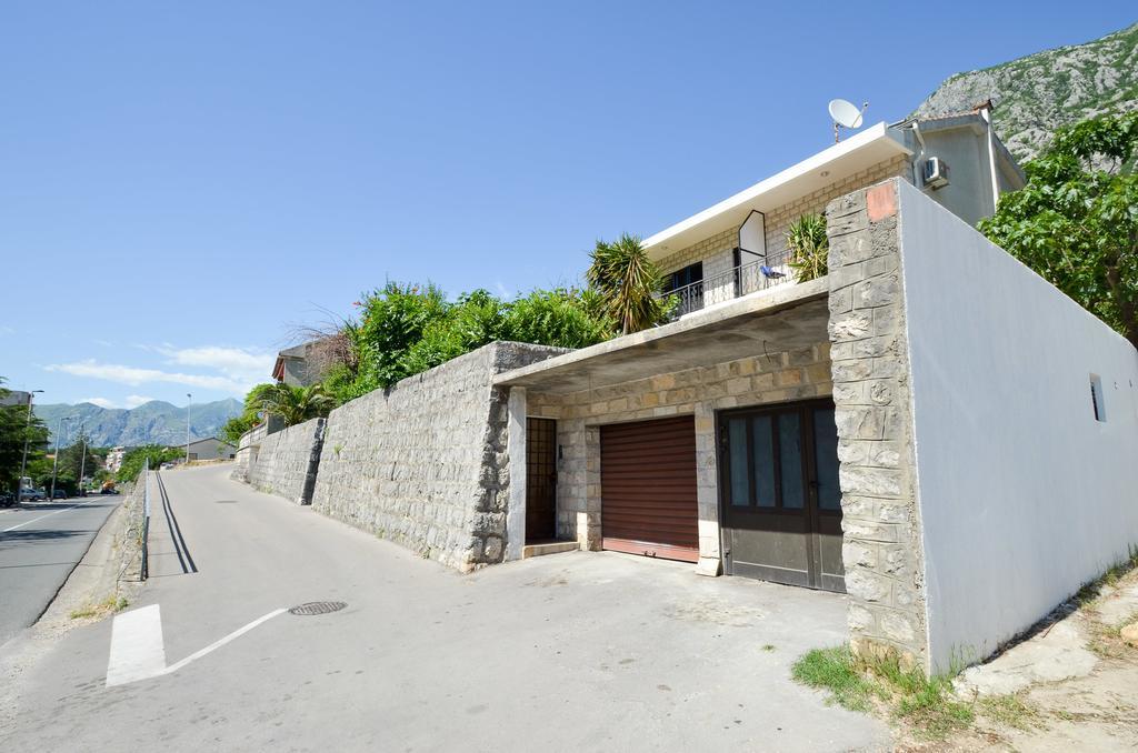 Apartments Ceklin Kotor Exterior photo
